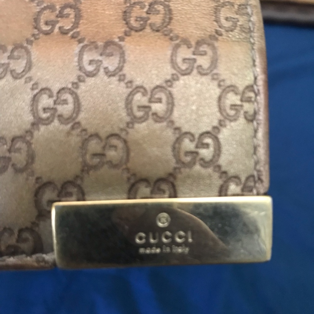 Gucci Key Holder - image 6